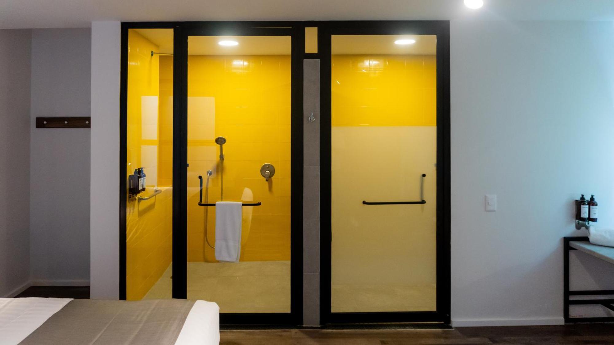 Alt Urbana Hotel เลออน ห้อง รูปภาพ