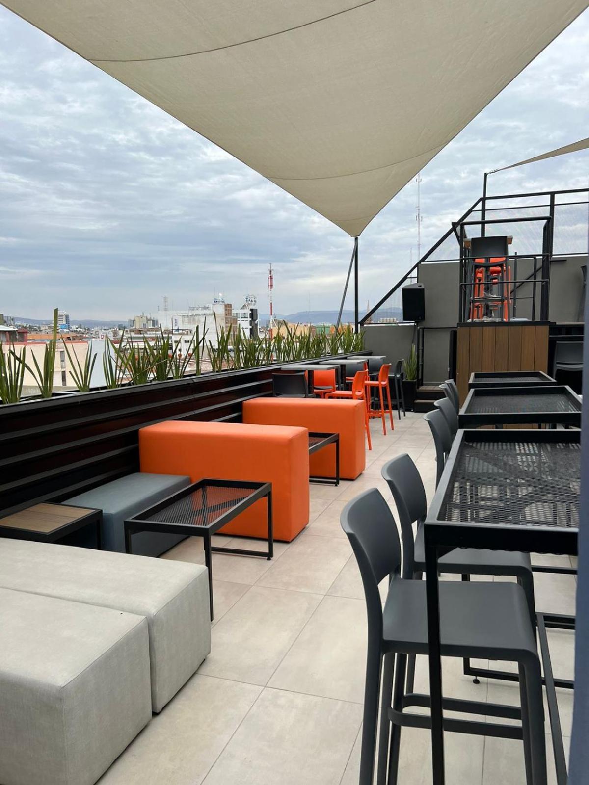 Alt Urbana Hotel เลออน ภายนอก รูปภาพ
