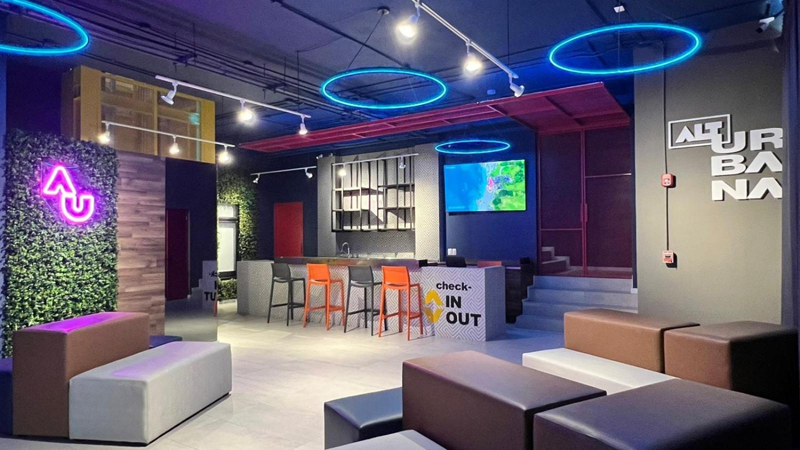Alt Urbana Hotel เลออน ภายนอก รูปภาพ
