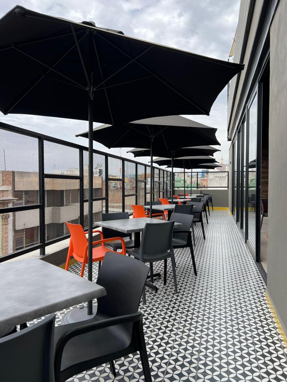 Alt Urbana Hotel เลออน ภายนอก รูปภาพ